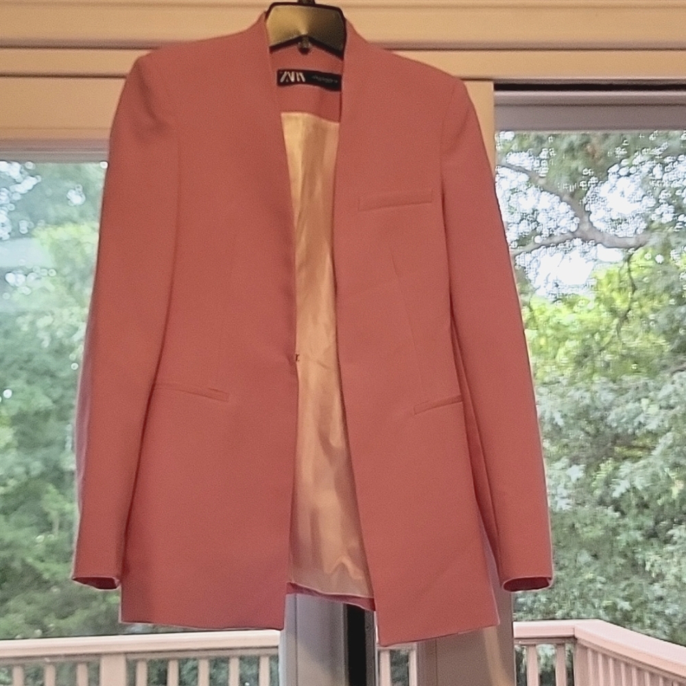 Zara Streamlined Blazer - image 1